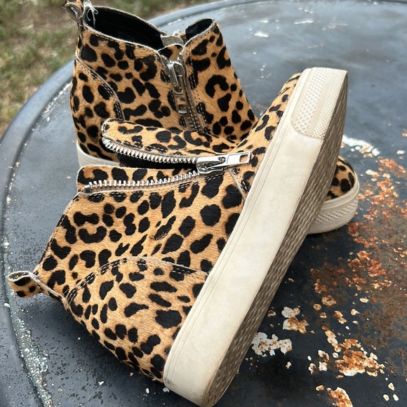 Steve Madden zip wedge sneakers - Picture 5 of 6